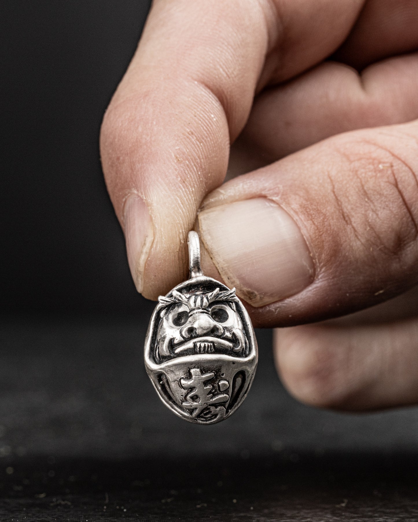 Daruma pendant