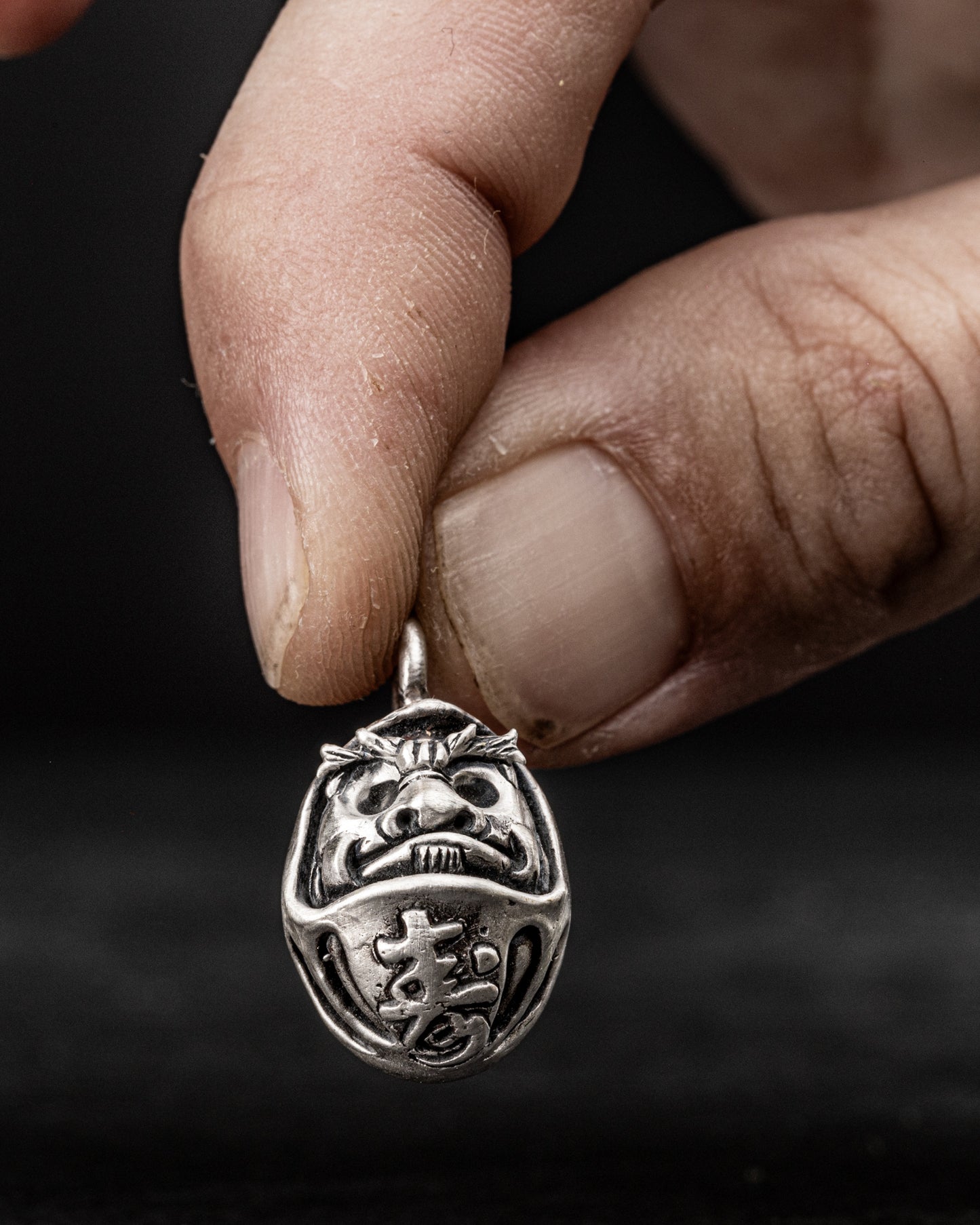 Daruma pendant