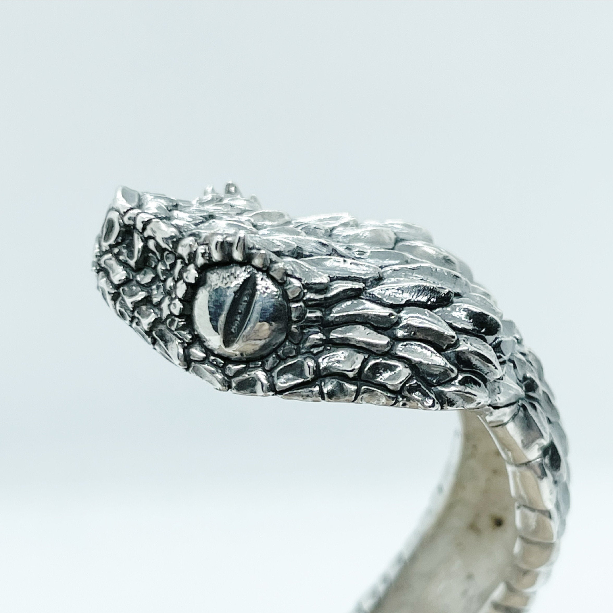 Bracciale rigido Serpente